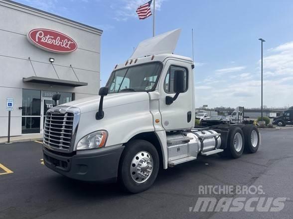 Freightliner CASCADIA 116 曳引機組件