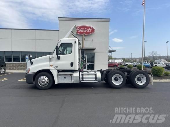 Freightliner CASCADIA 116 曳引機組件