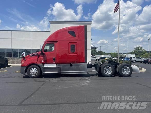 Freightliner CASCADIA 126 曳引機組件