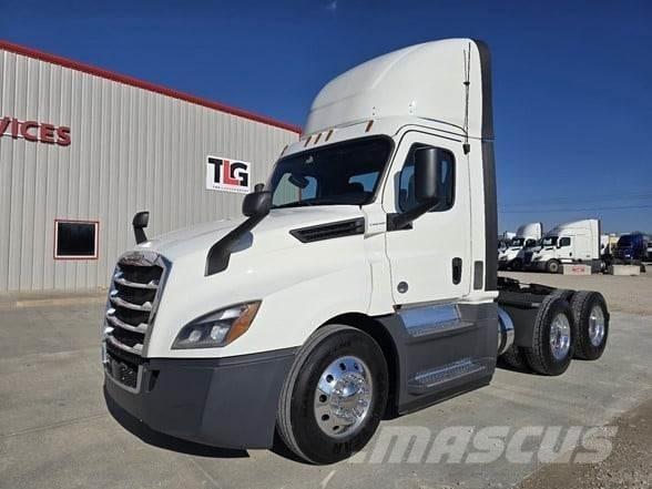 Freightliner CASCADIA 126 曳引機組件