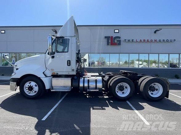 International PROSTAR 曳引機組件