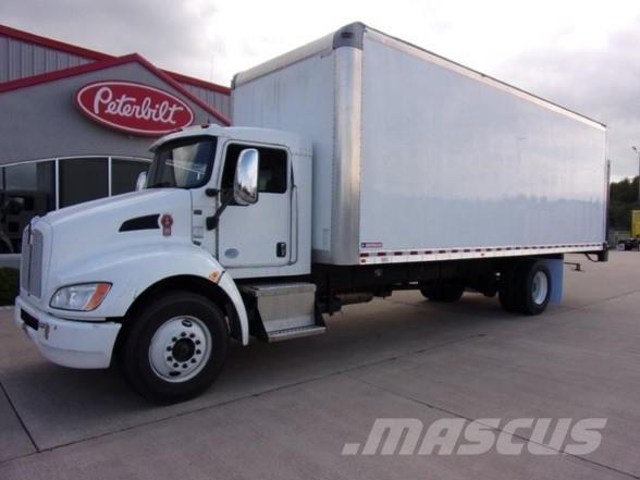 Kenworth T300 貨箱式卡車