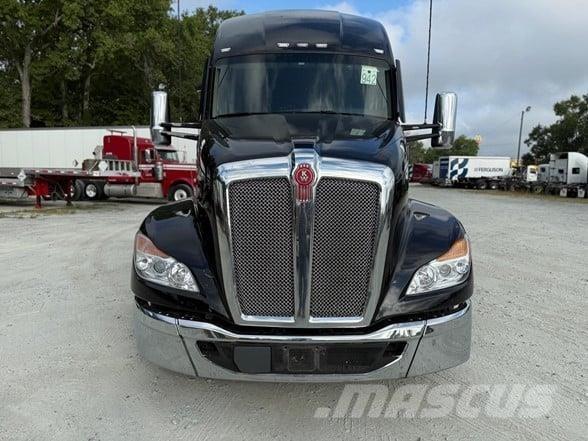 Kenworth T680 曳引機組件