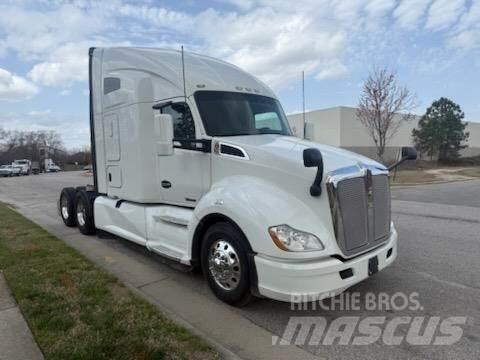 Kenworth T680 曳引機組件