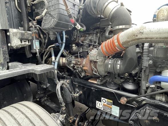 Kenworth T680 曳引機組件