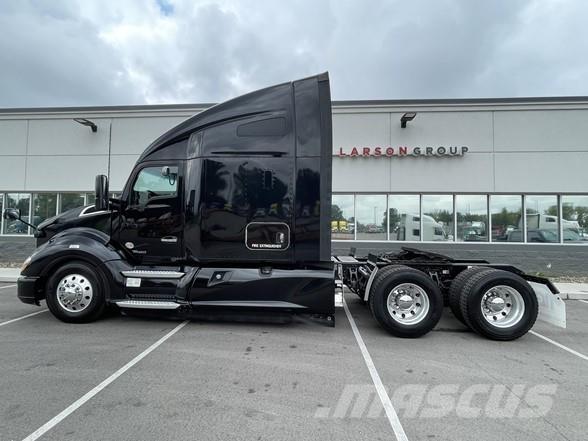 Kenworth T680 曳引機組件