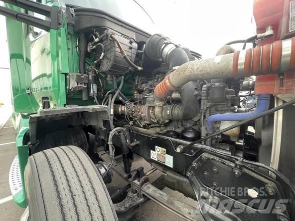 Kenworth T680 曳引機組件