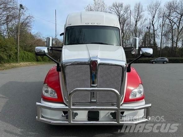 Kenworth T680 曳引機組件