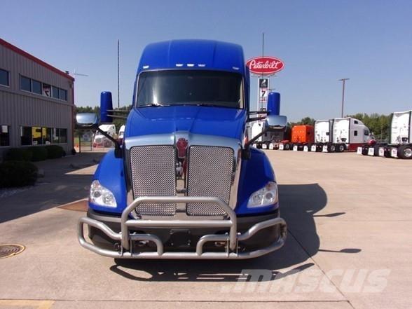 Kenworth T680 曳引機組件