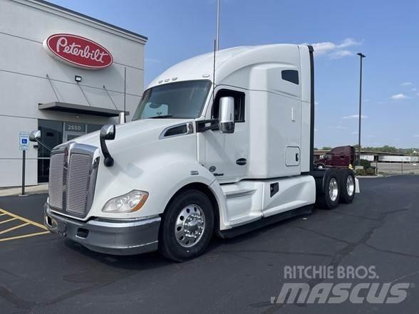 Kenworth T680 曳引機組件