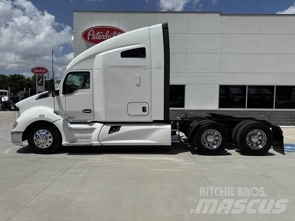 Kenworth T680 曳引機組件