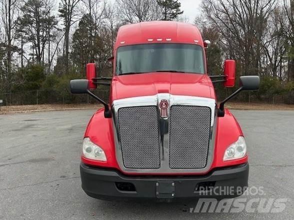 Kenworth T680 曳引機組件