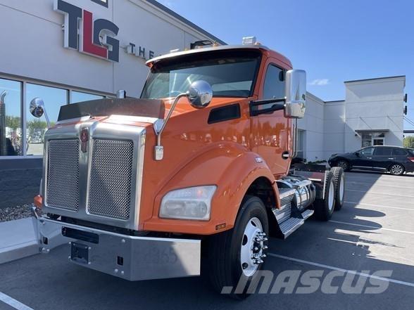 Kenworth T880 曳引機組件