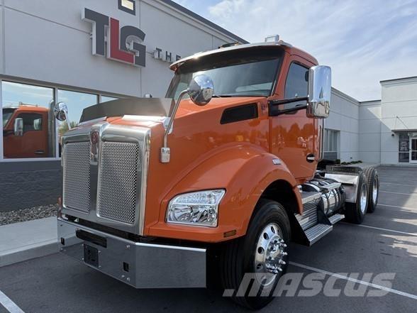 Kenworth T880 曳引機組件