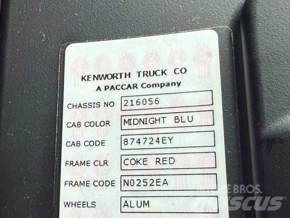 Kenworth W900L 曳引機組件