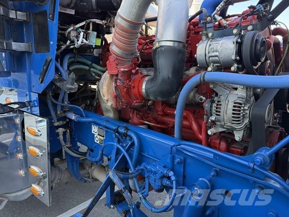 Kenworth W900L 曳引機組件