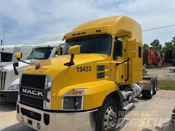 Mack ANTHEM 64T 曳引機組件