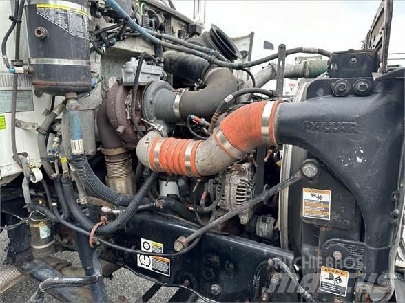 Peterbilt 337 曳引機組件