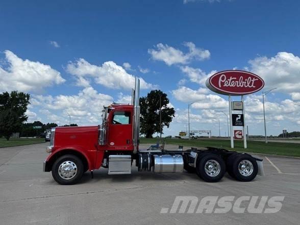 Peterbilt 389 曳引機組件