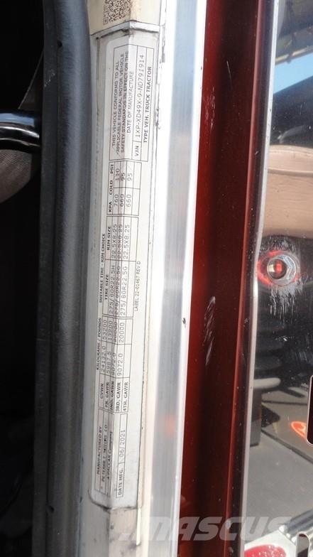 Peterbilt 389 曳引機組件