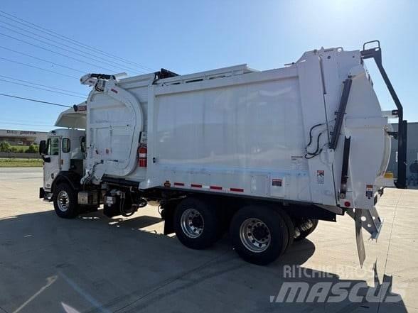 Peterbilt 520 垃圾車