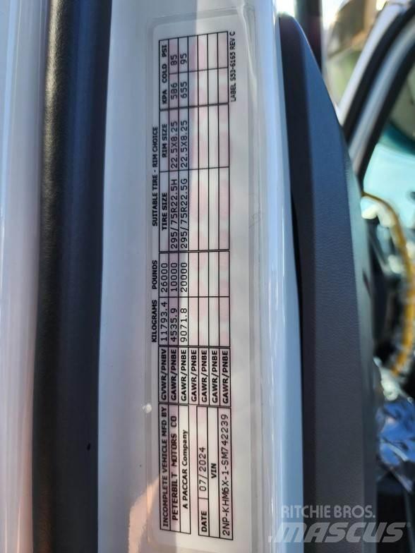Peterbilt 536 商用底盤車