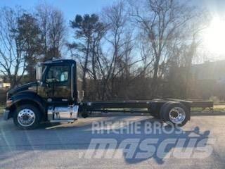 Peterbilt 536 商用底盤車