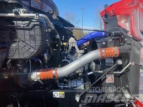 Peterbilt 536 商用底盤車