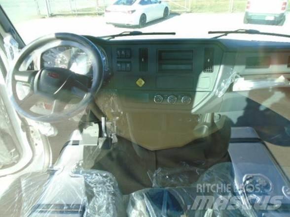 Peterbilt 536 商用底盤車