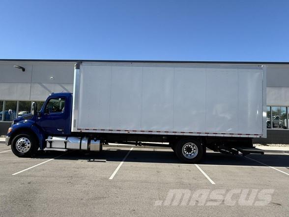 Peterbilt 537 貨箱式卡車