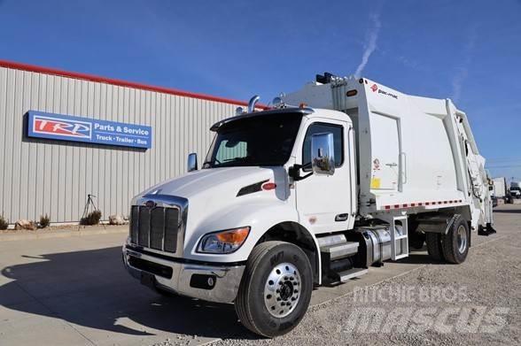 Peterbilt 537 垃圾車