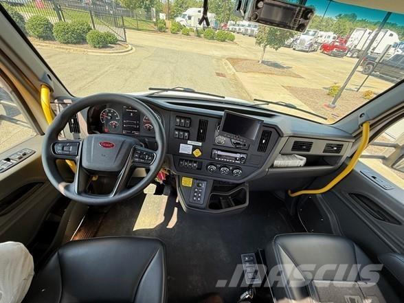 Peterbilt 537 其他