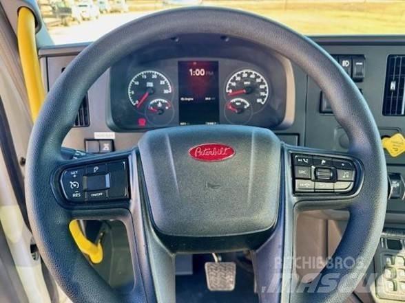 Peterbilt 548 運油車