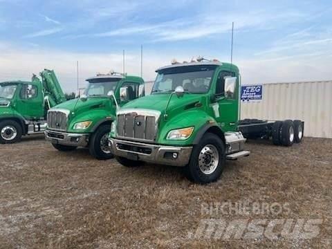 Peterbilt 548 商用底盤車