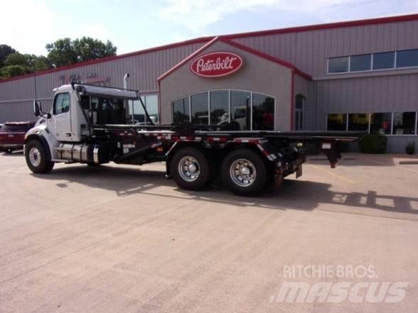 Peterbilt 548 垃圾車