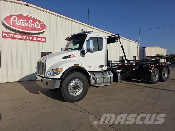 Peterbilt 548 垃圾車