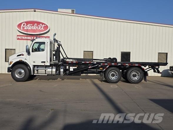Peterbilt 548 垃圾車