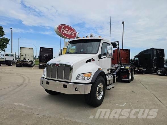 Peterbilt 548 垃圾車
