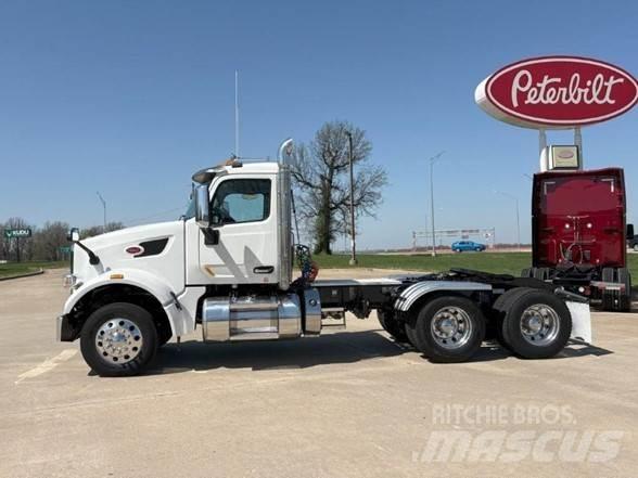 Peterbilt 567 曳引機組件