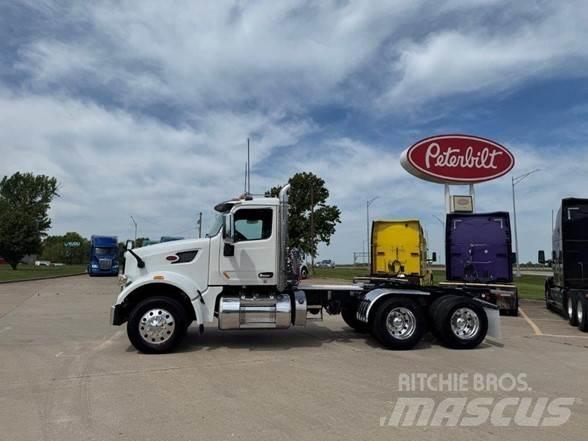 Peterbilt 567 曳引機組件