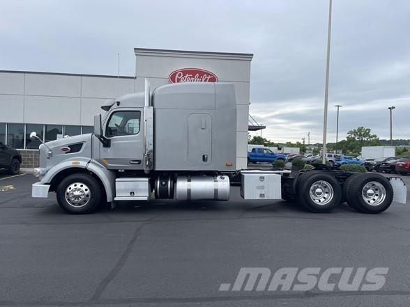 Peterbilt 567 曳引機組件