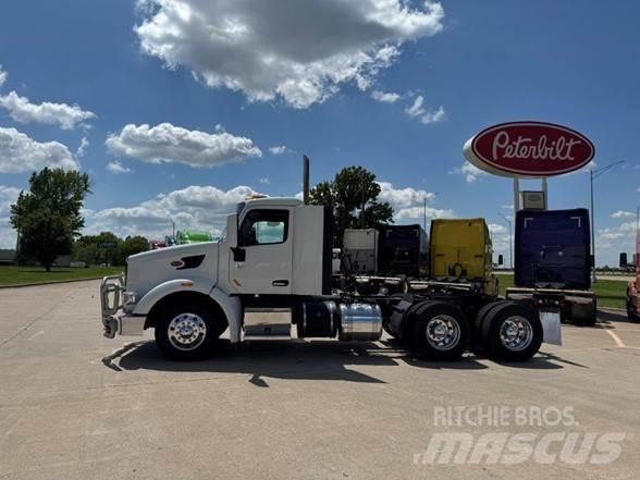 Peterbilt 567 曳引機組件