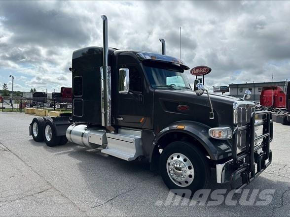Peterbilt 567 曳引機組件