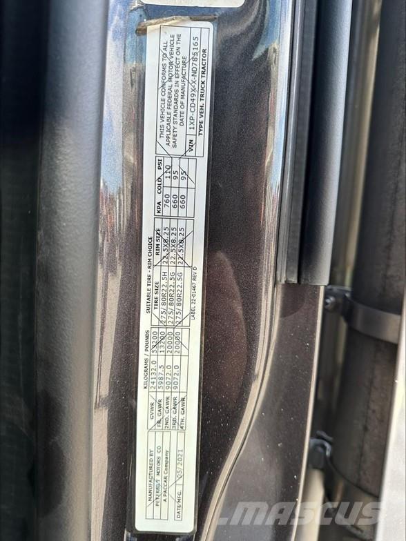 Peterbilt 567 曳引機組件