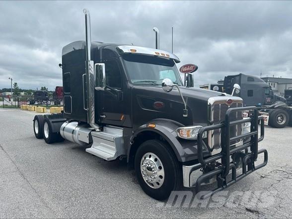 Peterbilt 567 曳引機組件