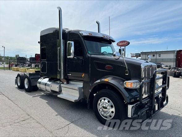 Peterbilt 567 曳引機組件