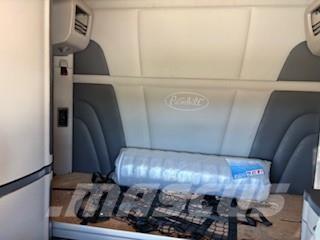 Peterbilt 567 曳引機組件