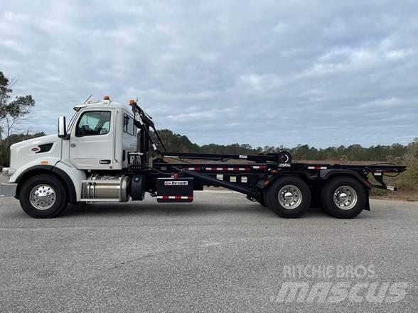 Peterbilt 567 垃圾車