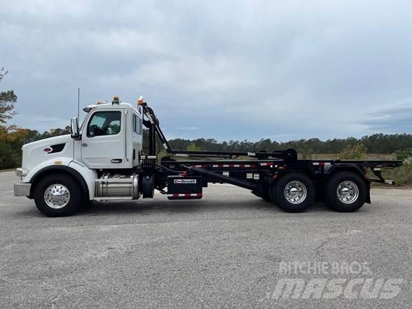 Peterbilt 567 傾卸式卡車