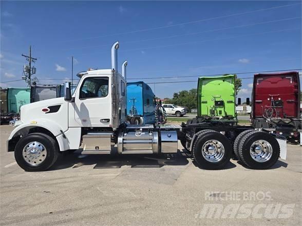 Peterbilt 567 曳引機組件